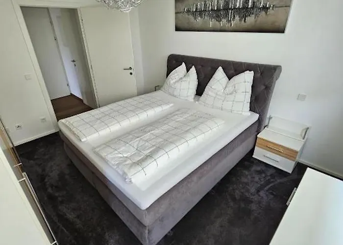 Design Mit Terrasse & Parkplatz *