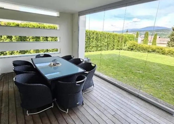 Apartment Design Mit Terrasse & Parkplatz *